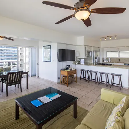 Waikiki Shore By Outrigger